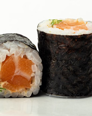Spicy Salmon Hosomaki 6pcs